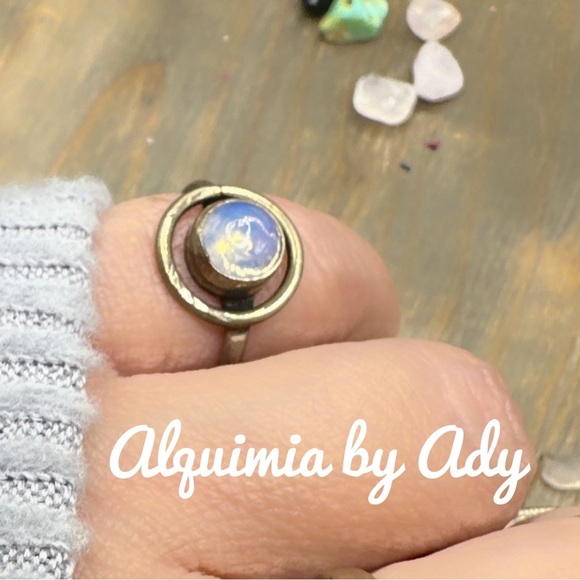 RAINBOW MOONSTONE  SILVER RING - Picture 1 of 5